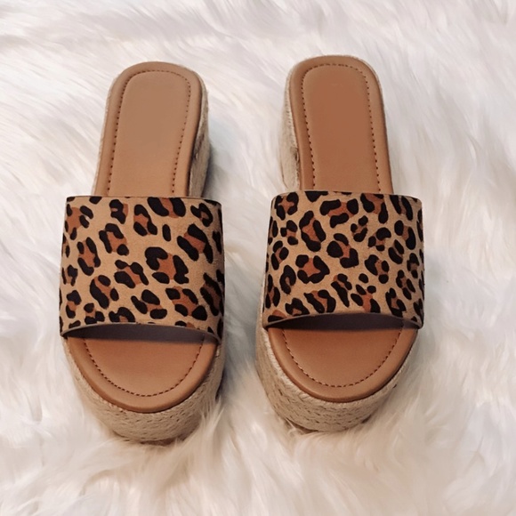 Shoes - HP✨Last One Size 10-Leopard Wedge Slip On